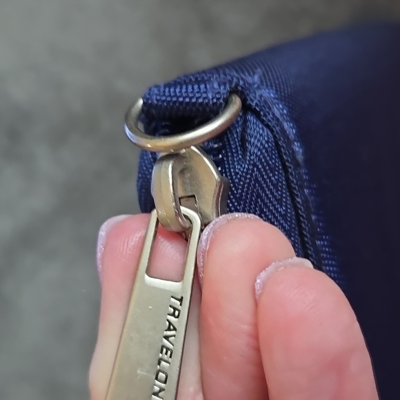 Travelon Blue and Tan Wallet - Picture 5 of 13